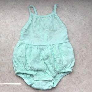 Old navy bubble outfit - baby girl